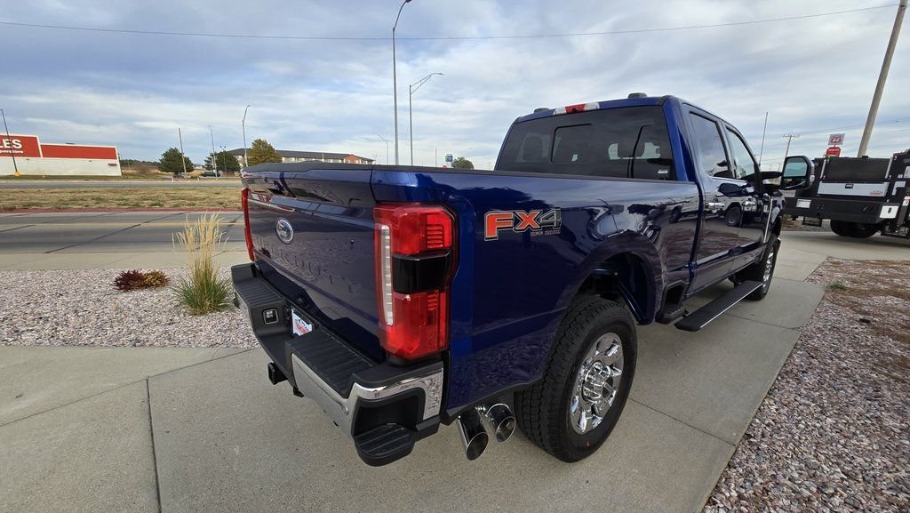 2026 Ford F-350 Super Duty Lariat - Photo 9