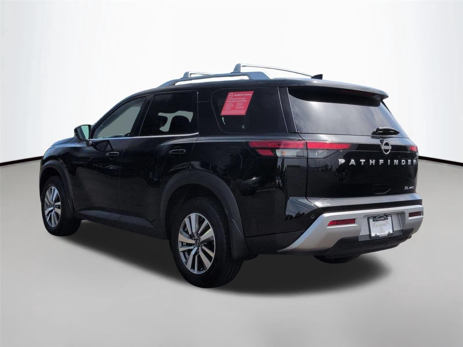 Used 2025 Super Black Nissan SL image 3