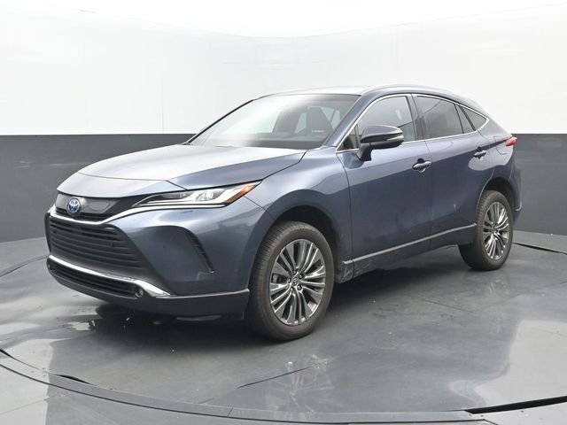 Used 2024 Coastal Gray Toyota XLE image 8