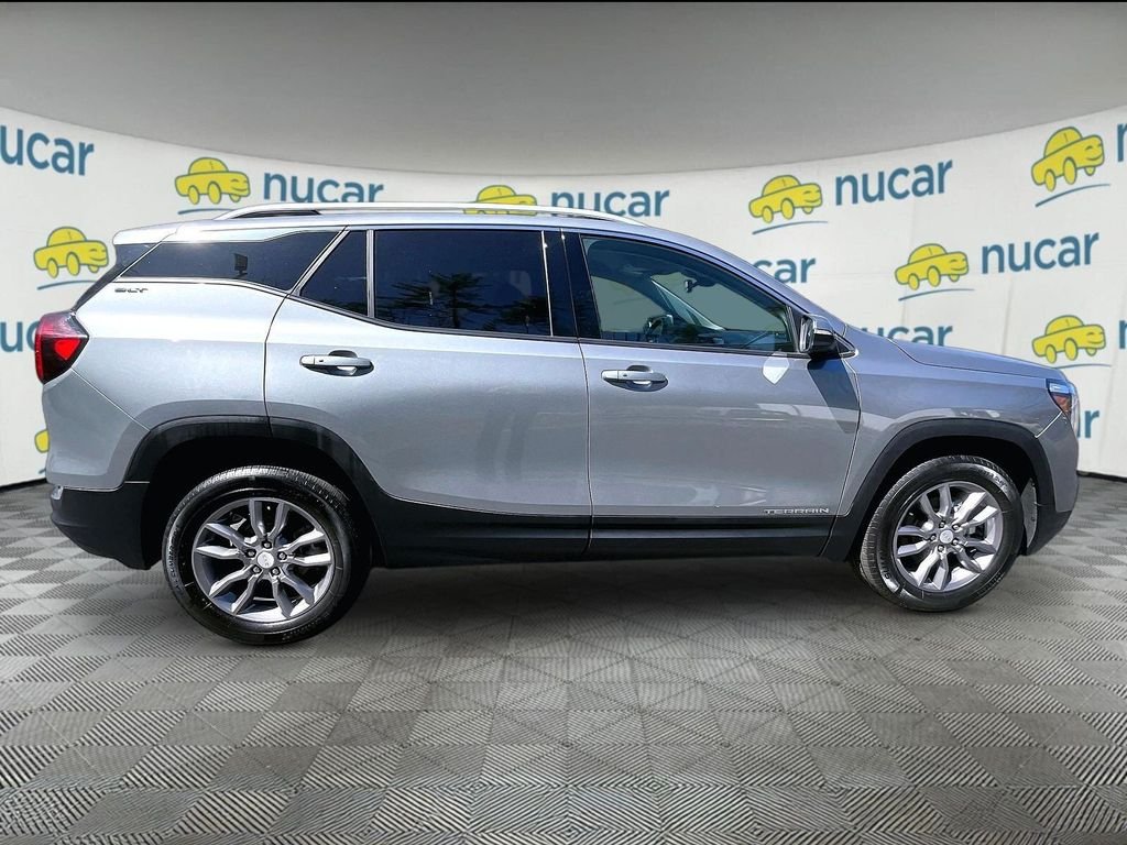 Used 2023 Silver GMC SLT image 9
