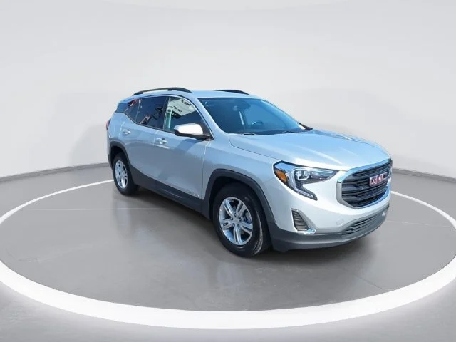 Used 2020 Silver GMC SLE image 2