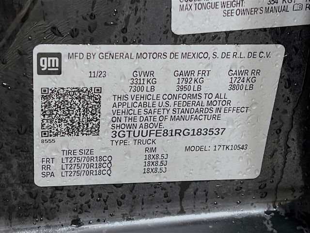 Used 2024 Onyx Black GMC AT4X image 12
