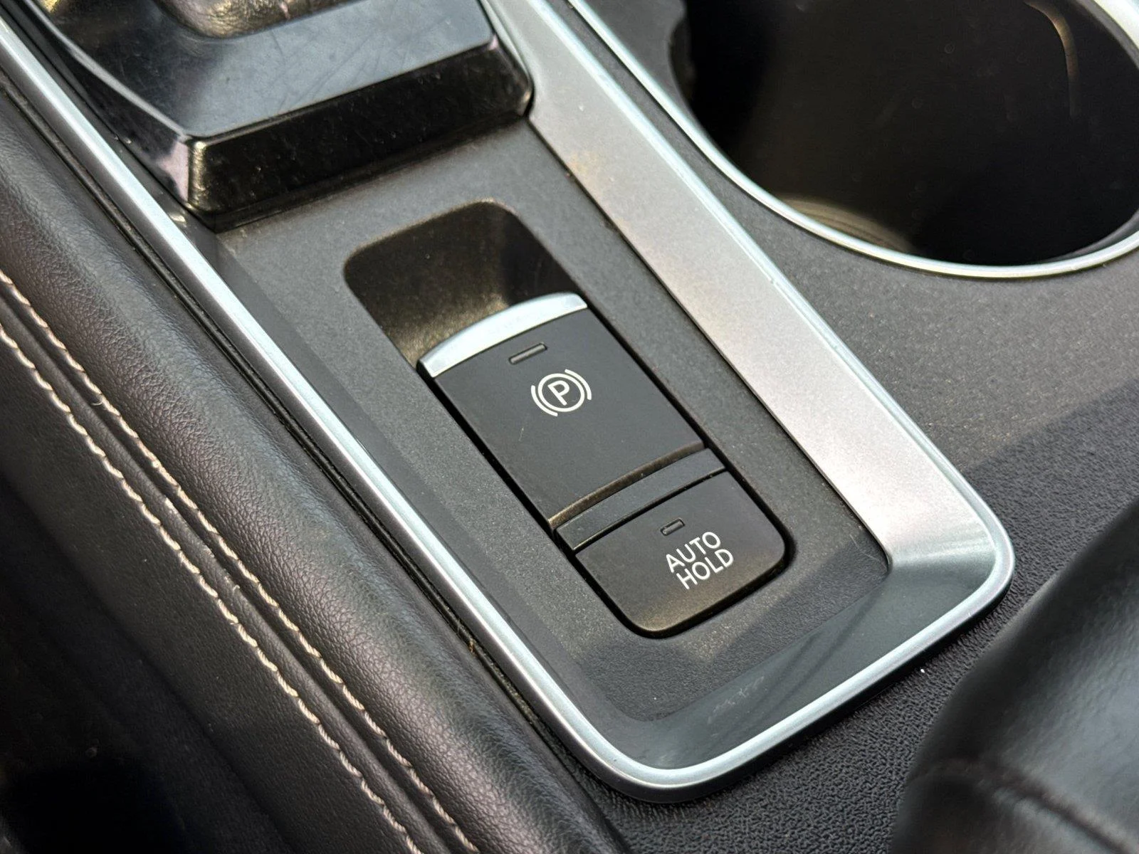 Used 2019 Storm Blue Metallic Nissan 2.5 Platinum image 23