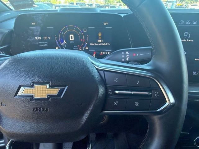 Used 2025 Sterling Gray Metallic Chevrolet Premier image 19