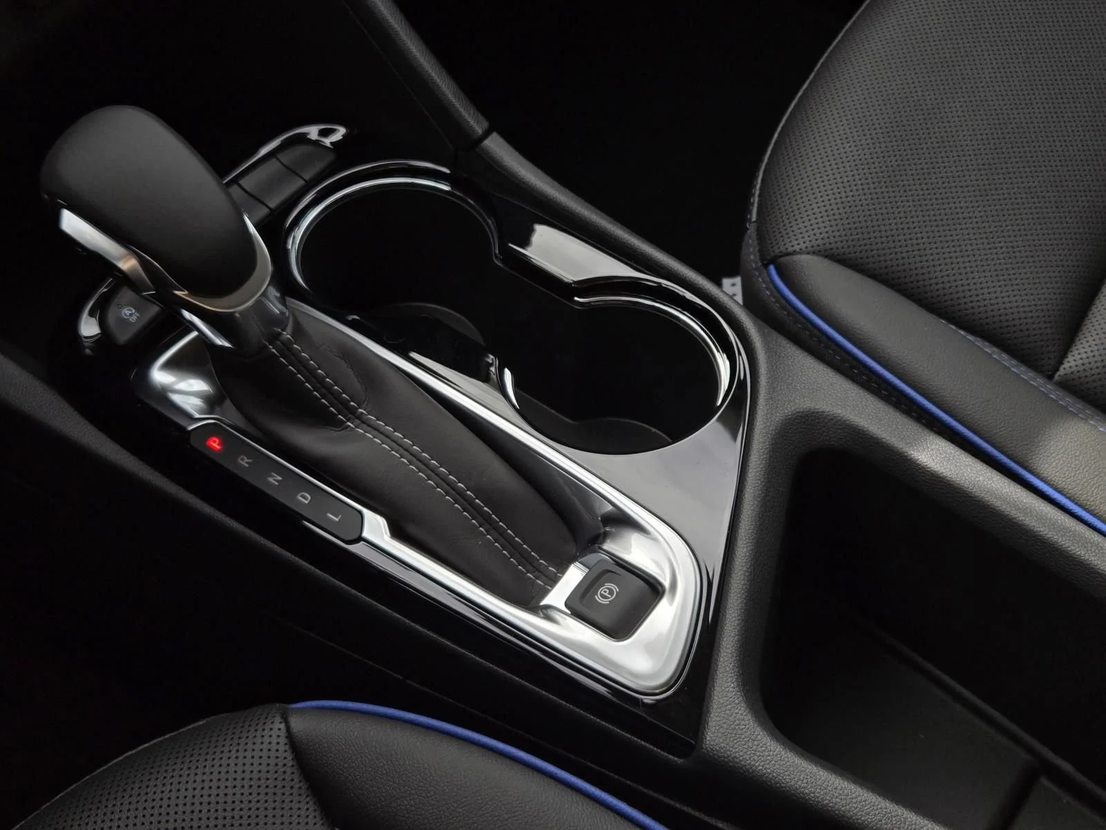 2026 Buick Encore GX Sport Touring - Photo 12