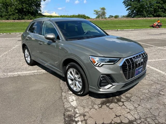 2025 Audi Q3 Premium