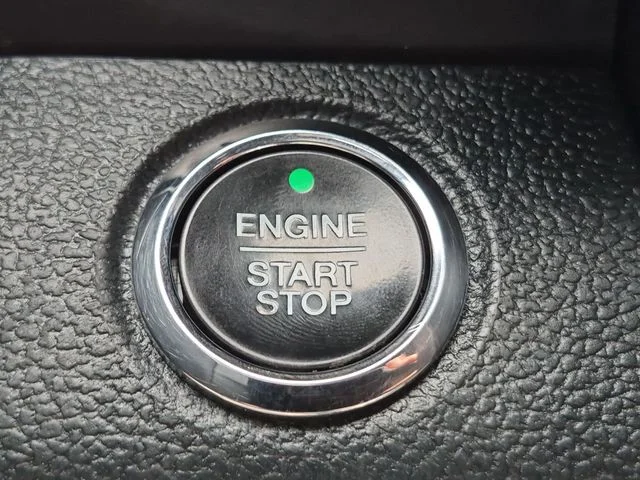 Used 2016 Black Ford Platinum image 16
