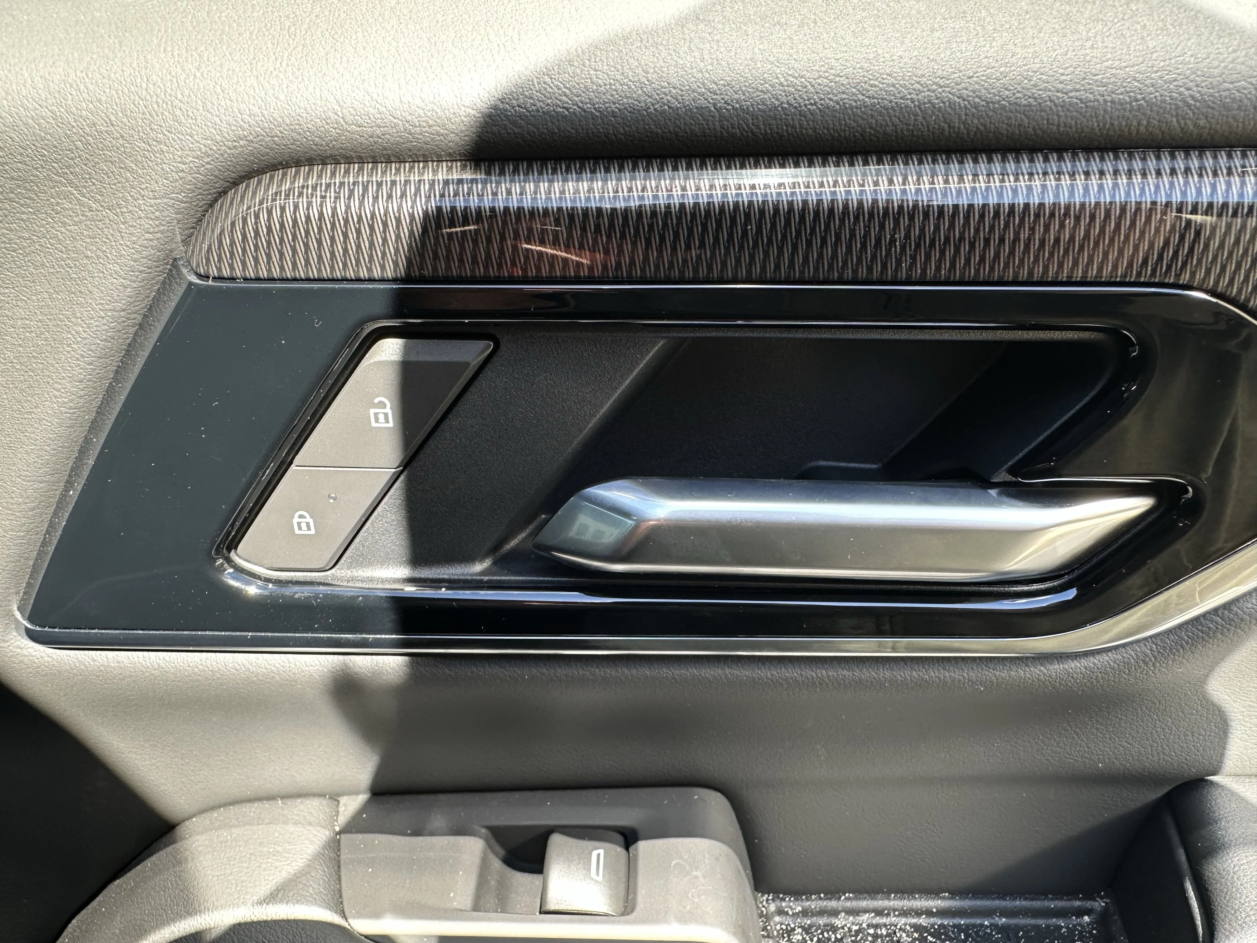 New 2026 Onyx Black GMC Elevation image 20