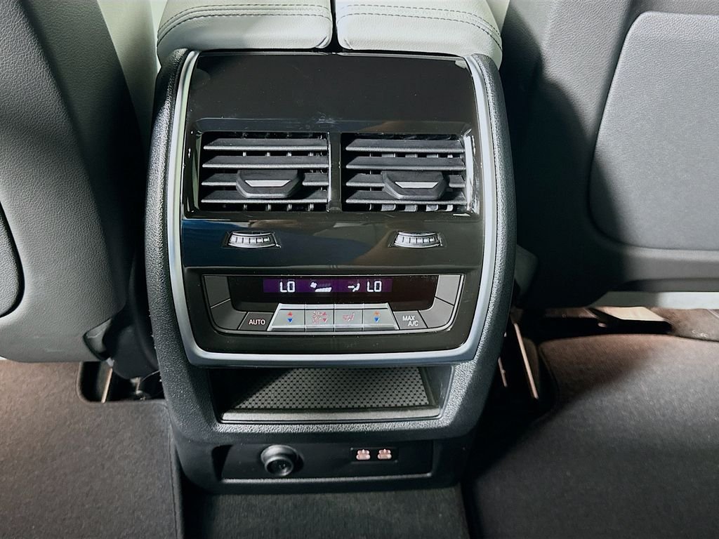 New 2026 Brooklyn Grey Metallic BMW sDrive40i image 18