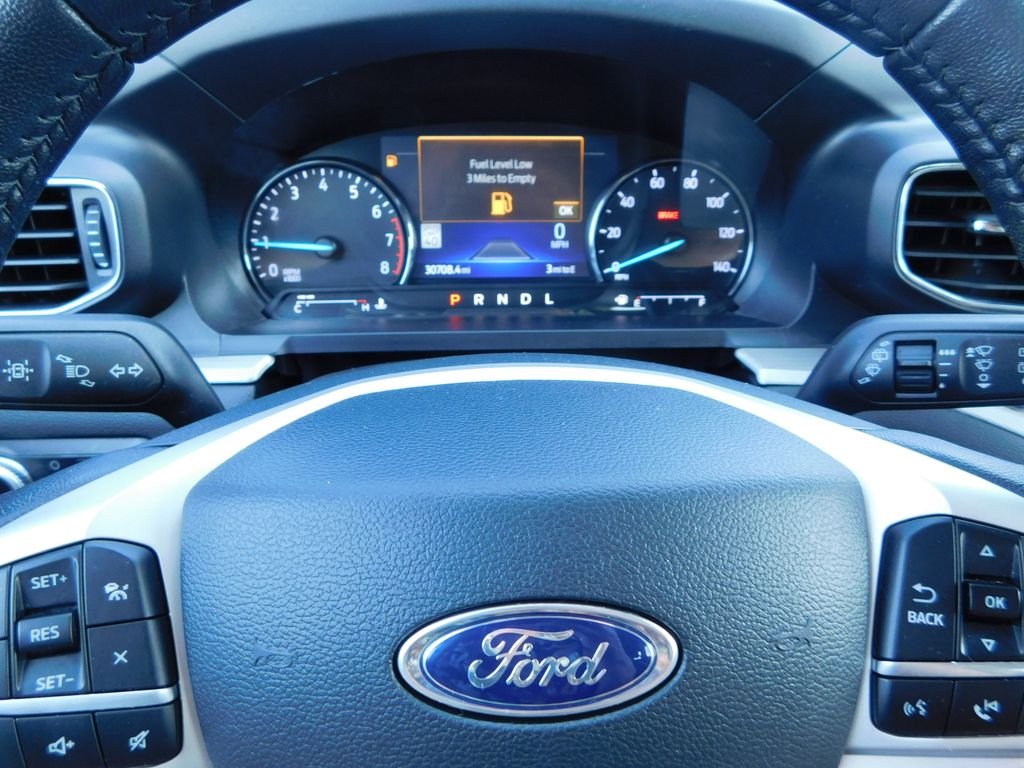 Used 2023 Black Ford XLT image 42