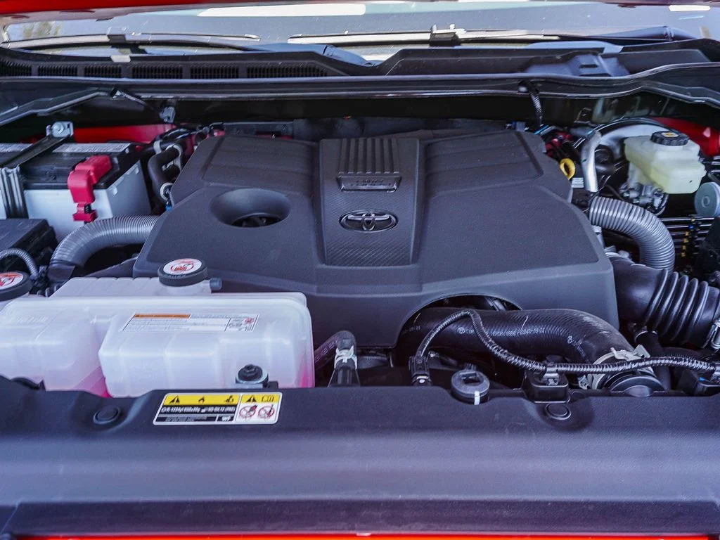 2026 Toyota Tundra SR5 - Photo 25