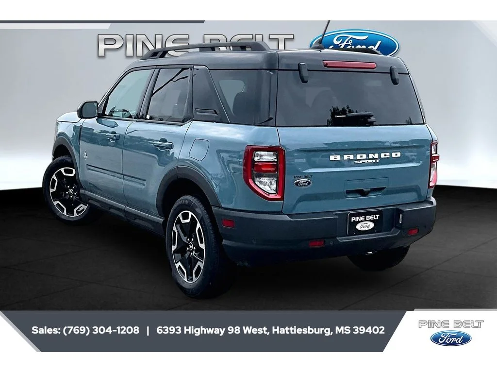 Certified Used 2023 Area 51 Ford Outer Banks image 2