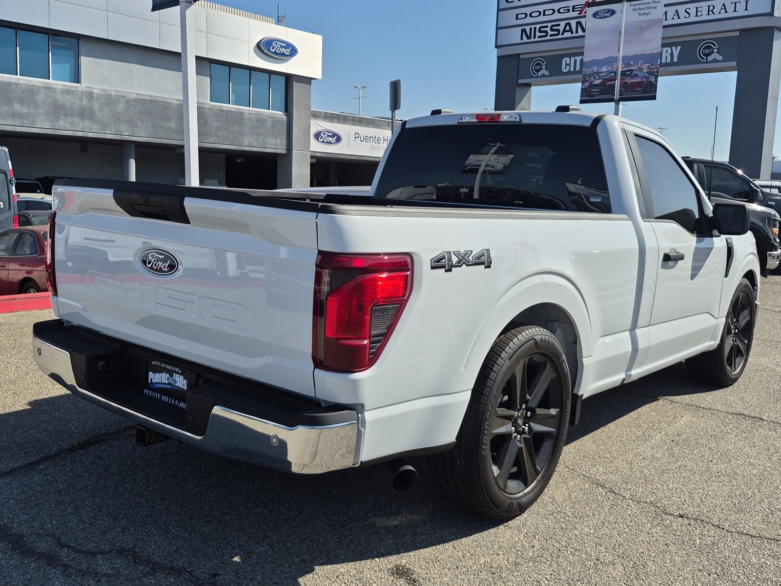 New 2026 Oxford White Ford XL image 8