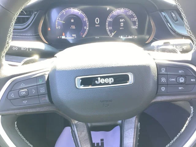 New 2027 Gray Jeep LIMITED 4X4 image 13