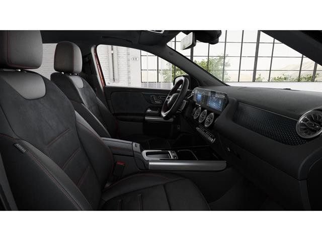 New 2026 MANUFAKTUR Patagonia Red Metallic Mercedes-Benz GLA 250 image 4