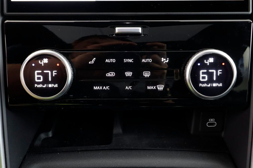 New 2025 Fuji White LAND ROVER S image 13