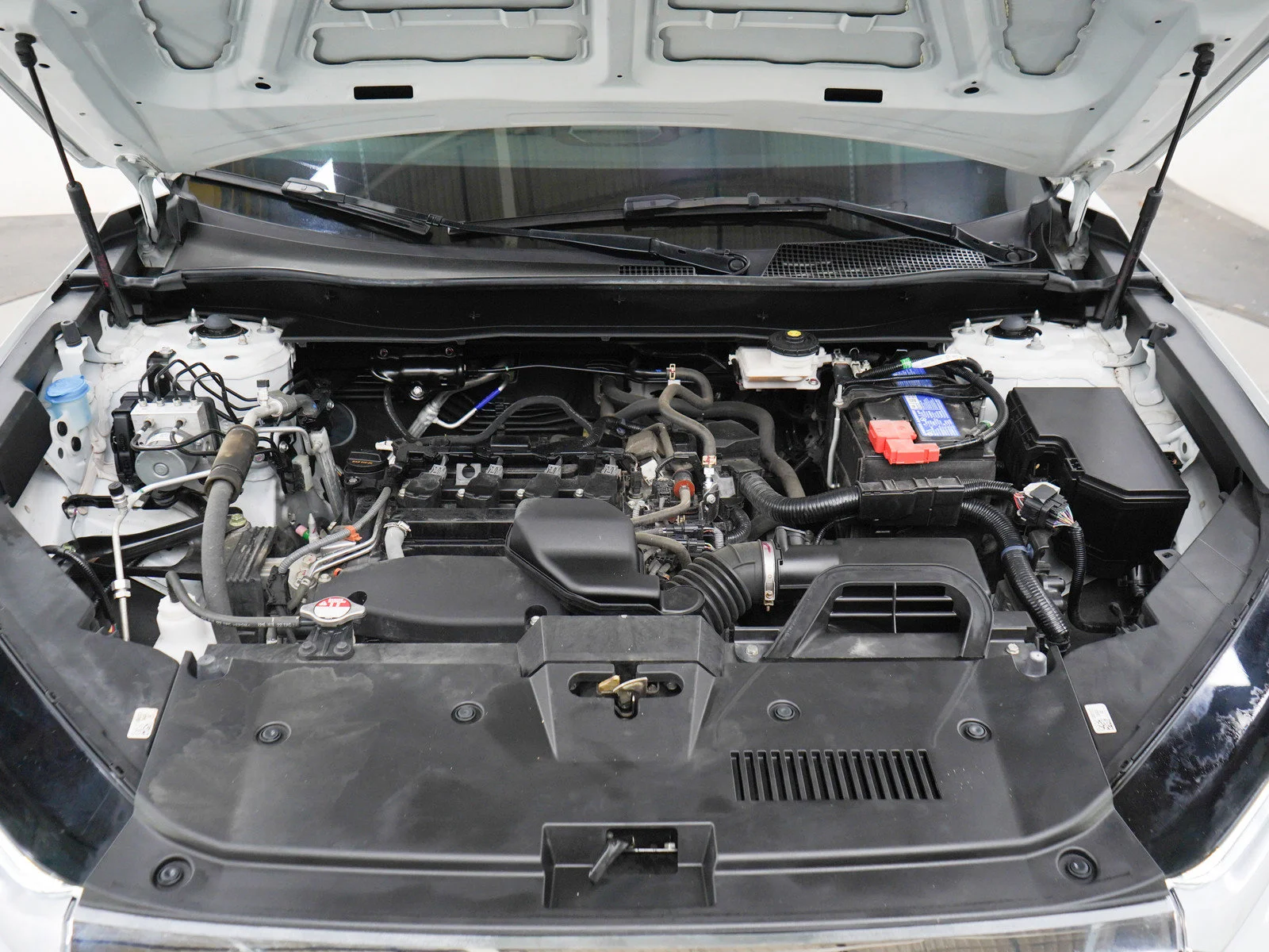 Used 2023 White Honda EXL image 29