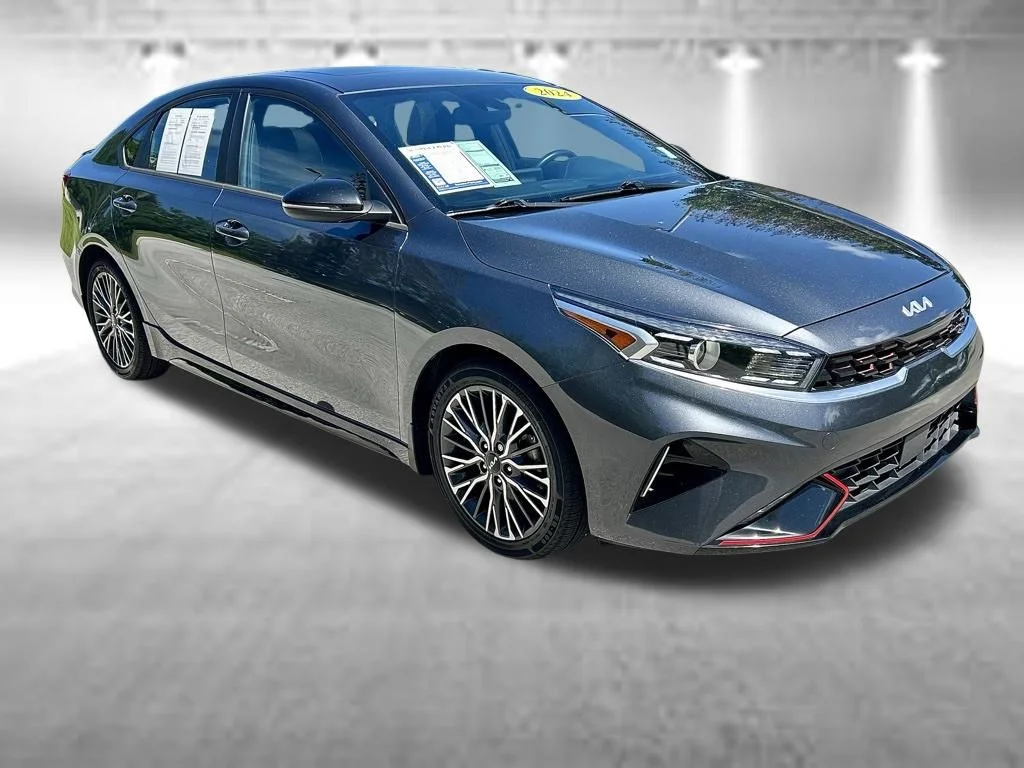 Certified Used 2024 Gravity Gray Kia GT-Line image 3