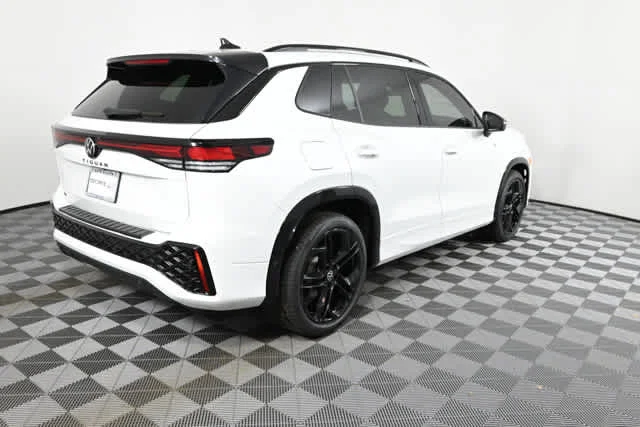 New 2026 Opal White Pearl Volkswagen SE R-Line Black image 10