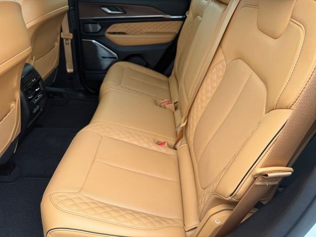 Used 2022 White Jeep Summit 4xe image 19