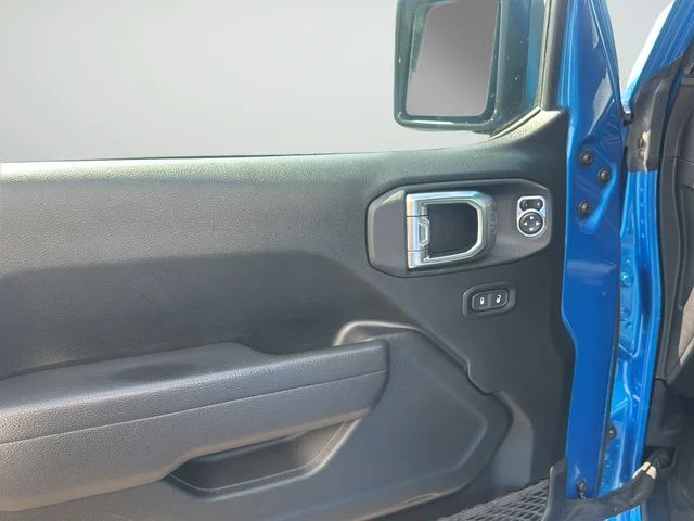 Used 2025 Blue Jeep Willys image 24