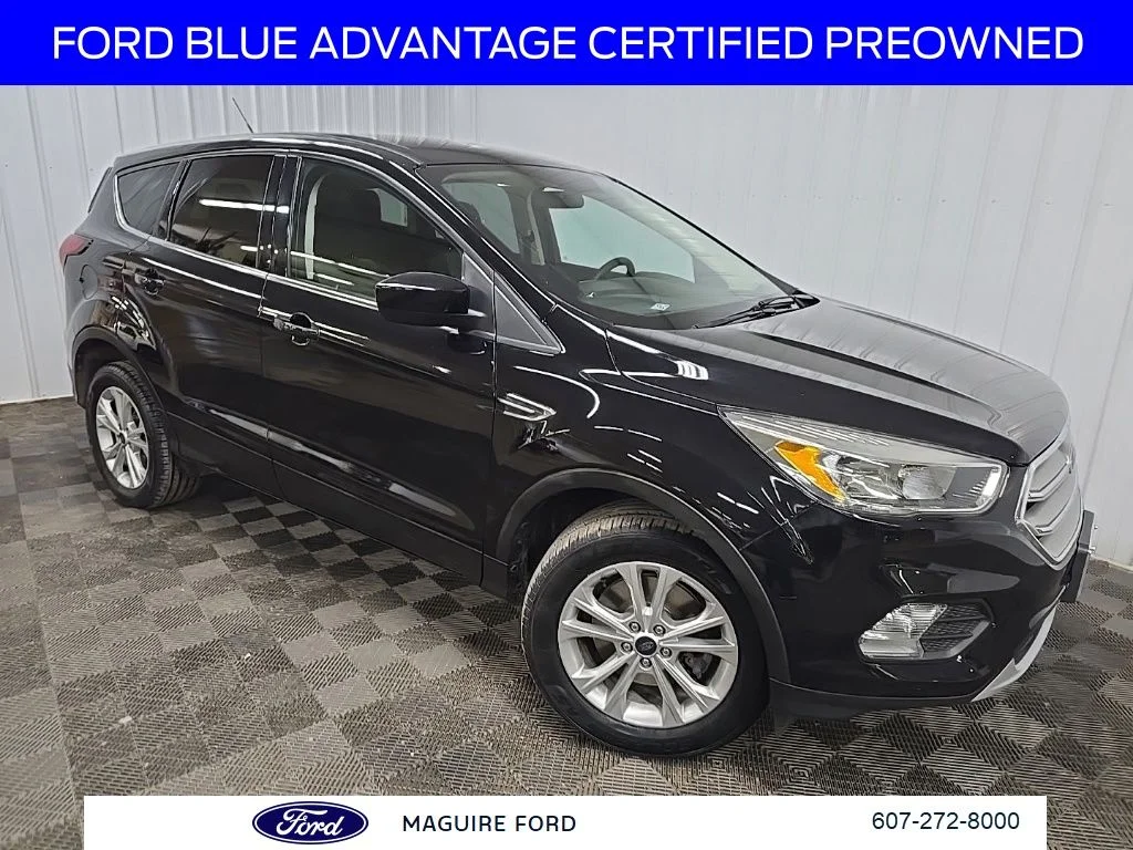 Used 2019 Black Metallic Ford SE image 9