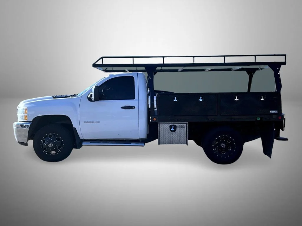 Used 2013 White Chevrolet Work Truck image 8