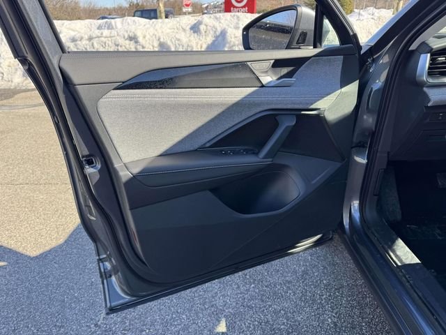 2025 Volkswagen Tiguan S - Photo 13