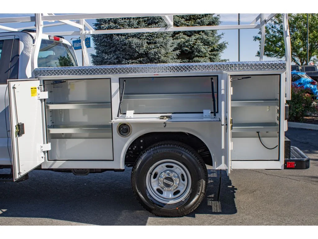 New 2026 OXFORD WHITE Ford XL image 14