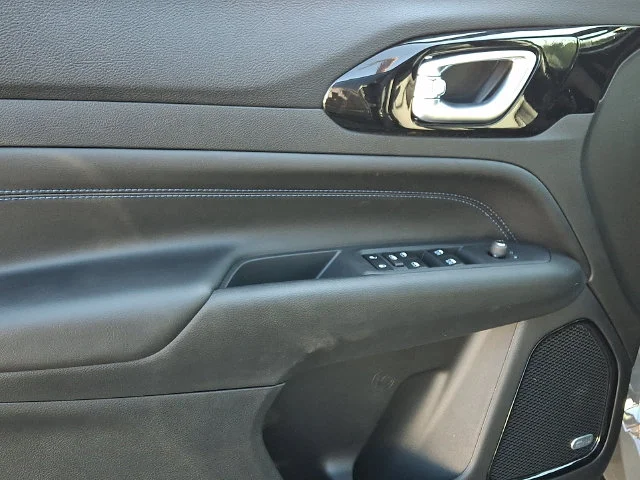 New 2026 Gray Jeep Limited image 9