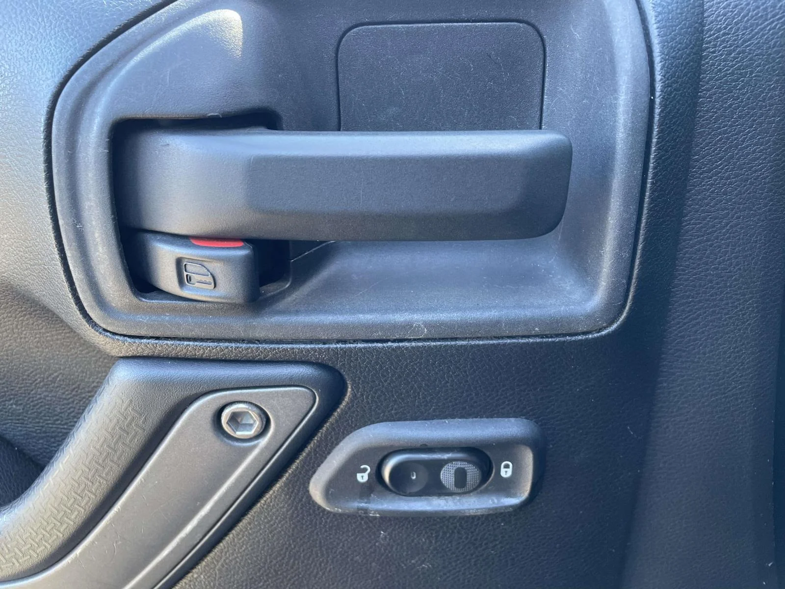 Used 2011 Green Jeep Sport image 15