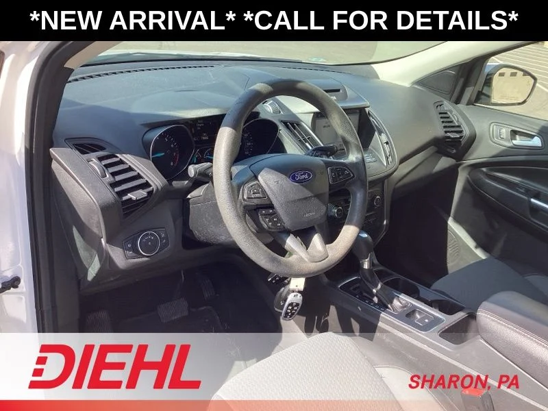 Used 2017 White Ford SE image 10