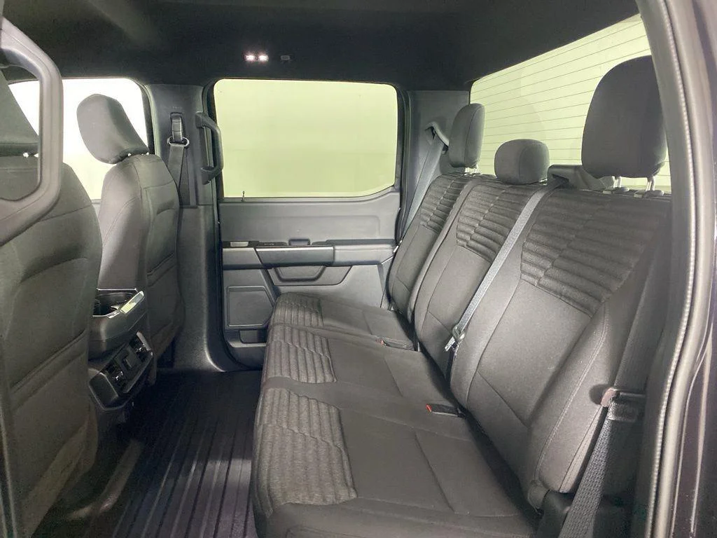 Used 2023 Black Metallic Ford XL image 25