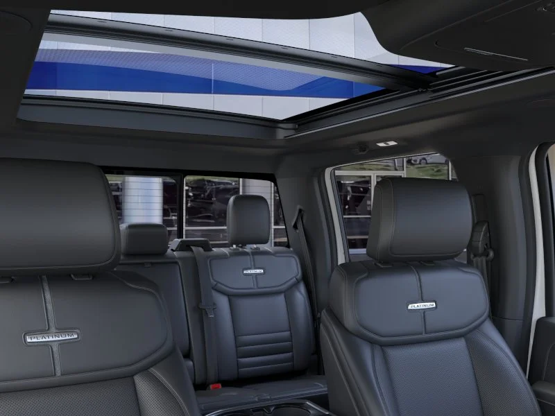 New 2026 Star White Metallic Tri-Coat Ford Platinum® image 22