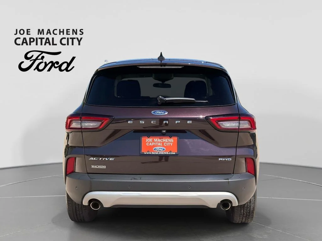 Used 2023 Cinnabar Red Ford Active image 6