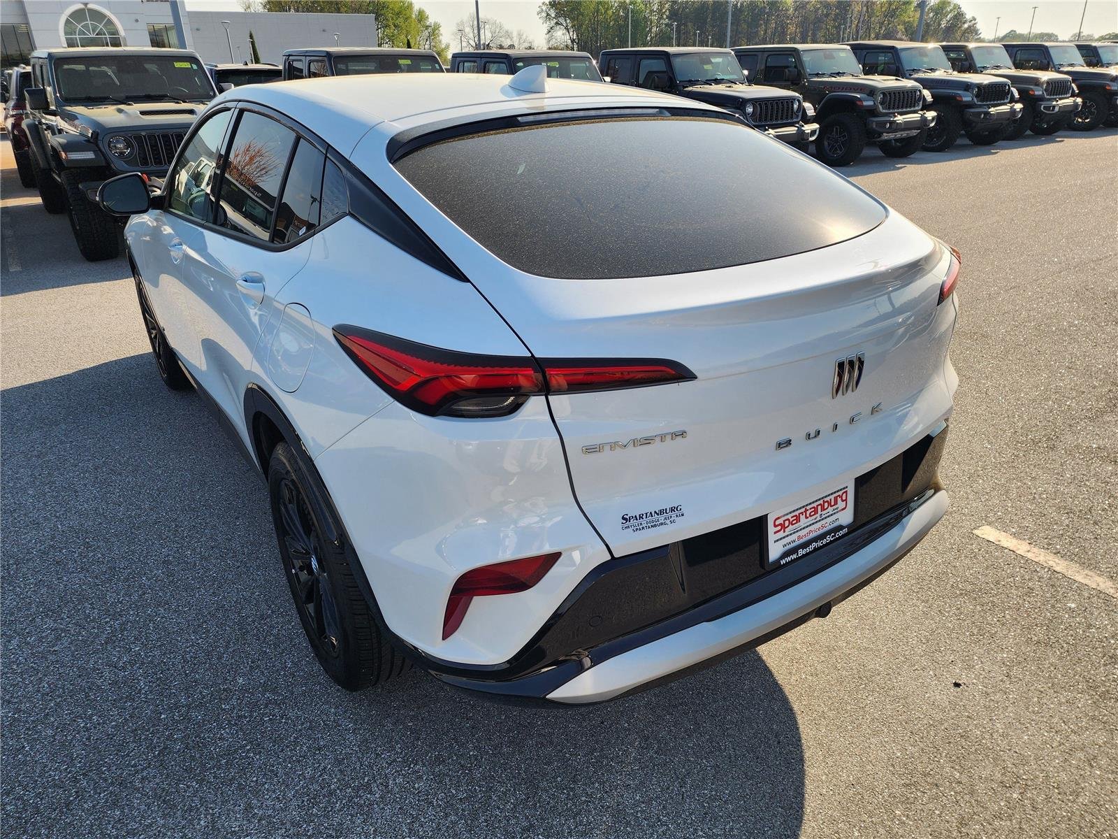 Used 2025 Summit White Buick Sport Touring image 4