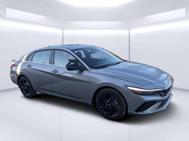 New 2026 Silver Hyundai SEL Sport Premium image 1