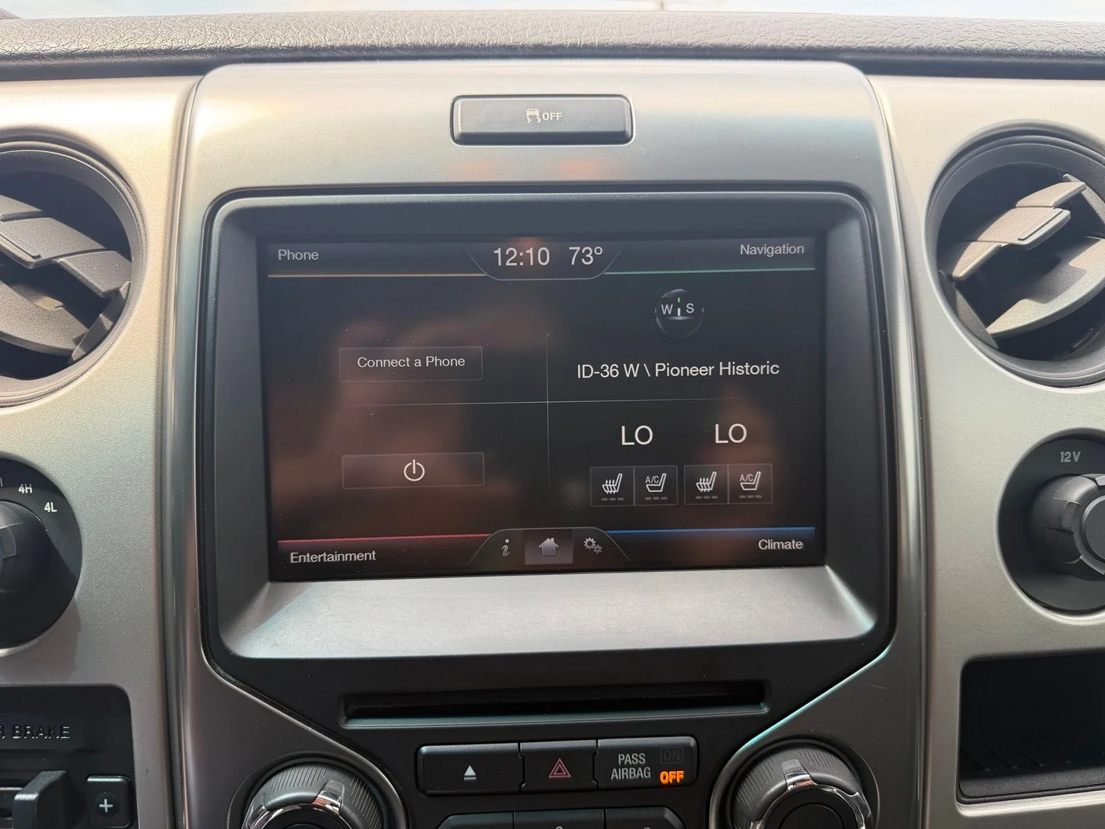 Used 2013 White Ford SVT Raptor image 20