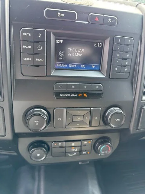 Used 2019 White Ford XL image 11
