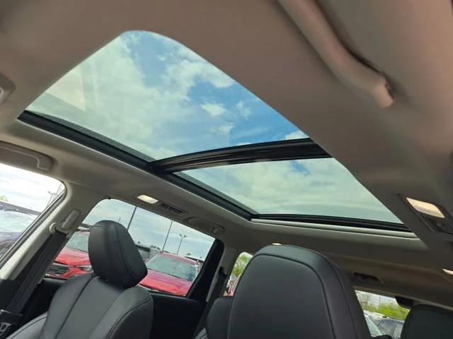 New 2026 AUTUMN GREEN METALLIC Subaru Onyx Edition Touring 7-Passenger image 60