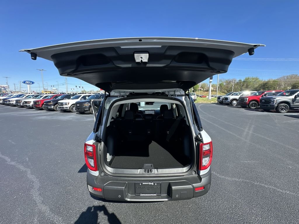 New 2026 Space White Metallic Ford Outer Banks® image 29