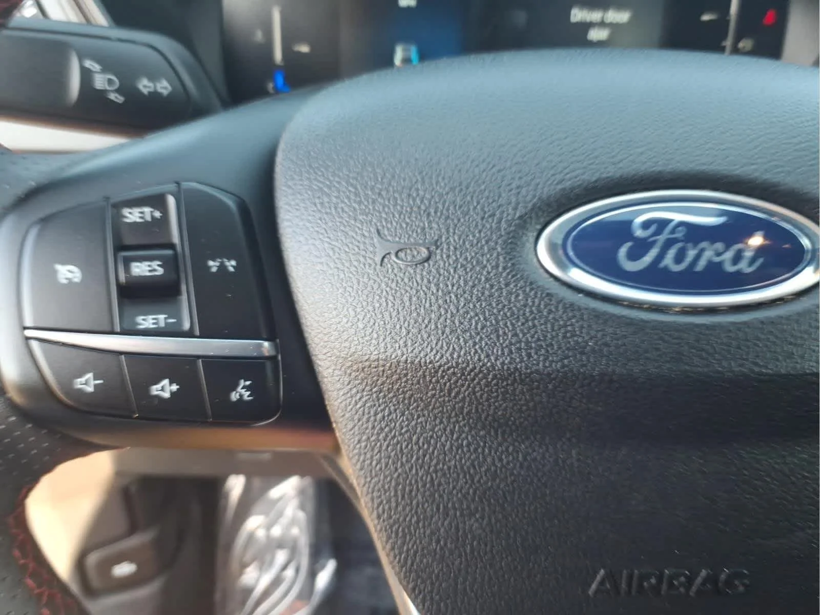 Used 2025 Agate Black Ford ST-Line Select image 28