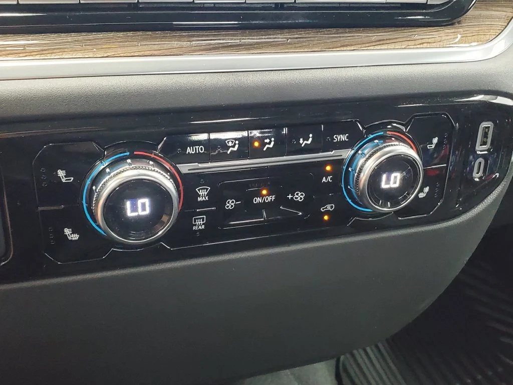 New 2026 Summit White GMC Elevation image 23