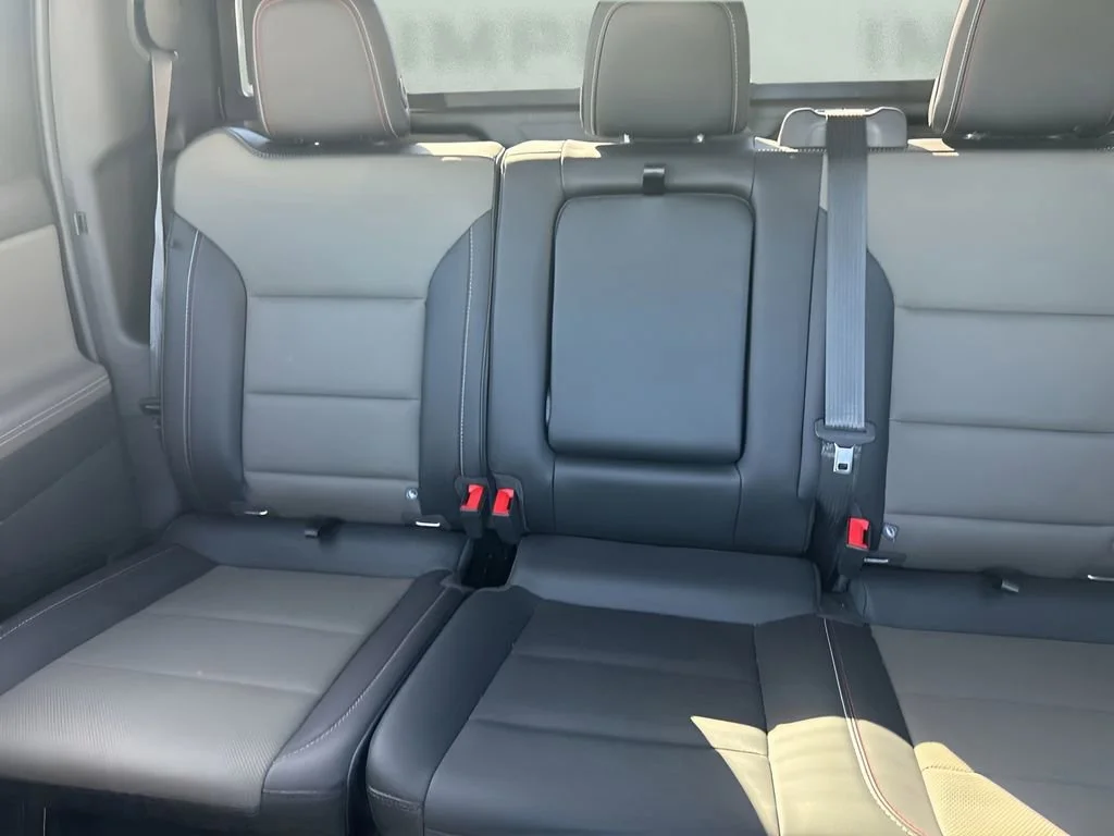 Used 2026 Black Chevrolet Trail Boss - Max Range image 8