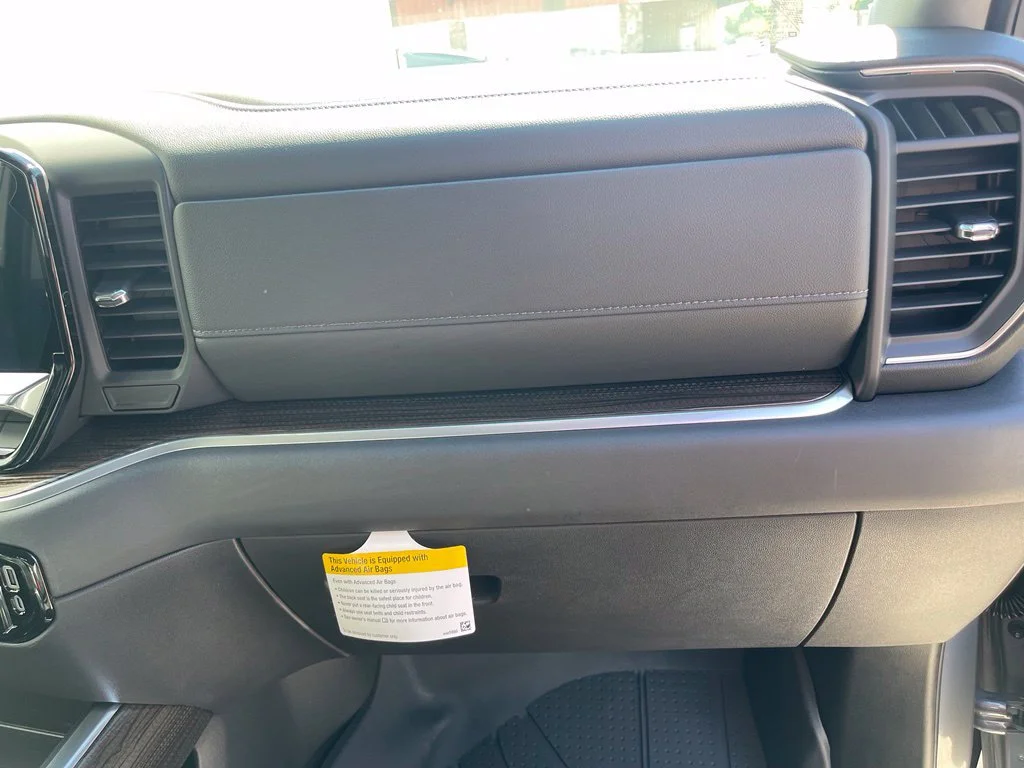 New 2026 Sterling Gray Metallic Chevrolet LT image 29