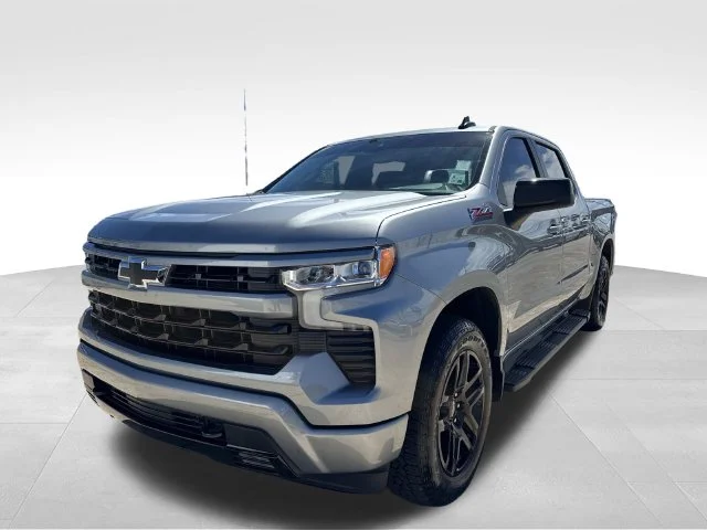 Used 2024 Gray Chevrolet RST image 5
