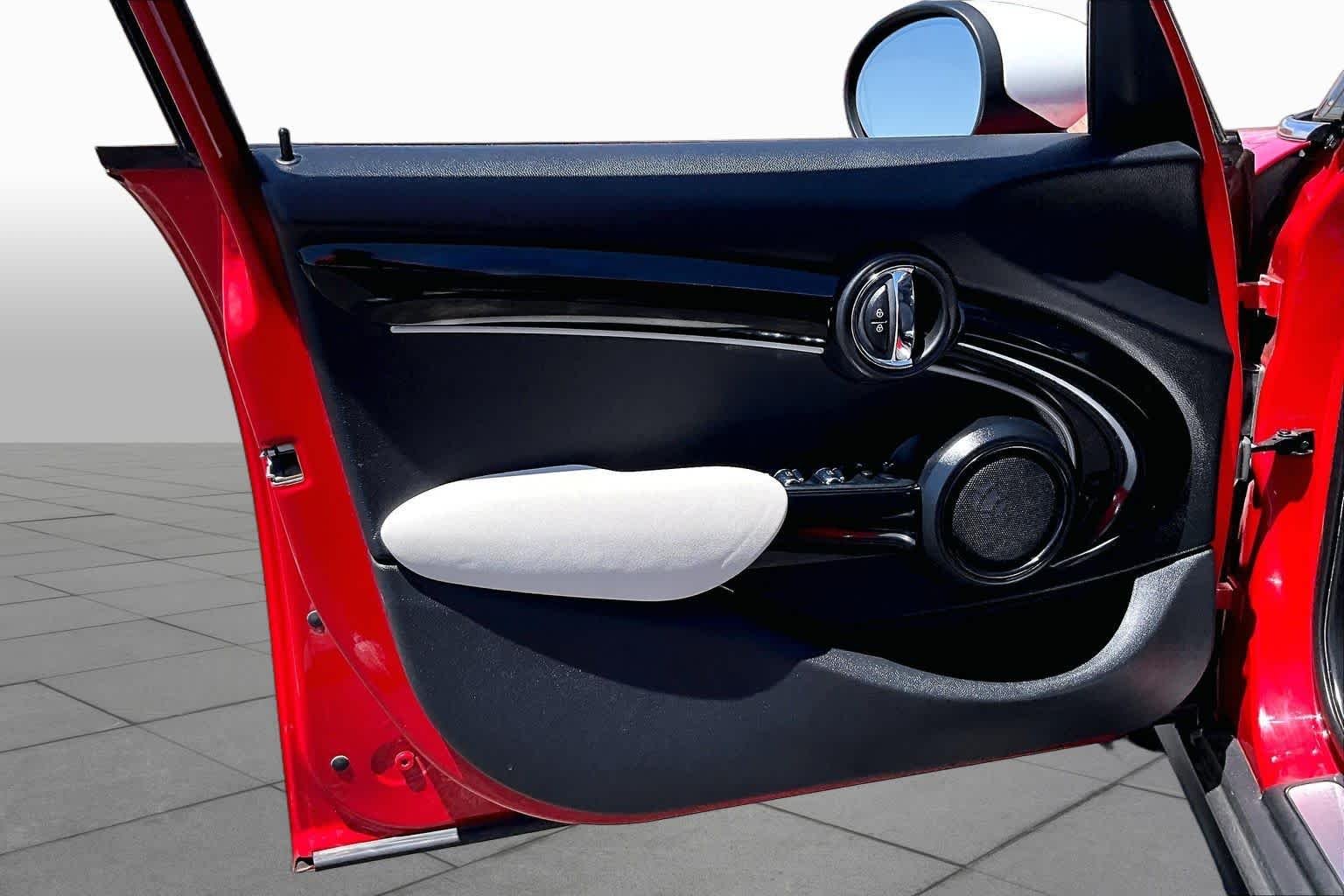 Used 2023 Chili Red MINI Cooper S image 21