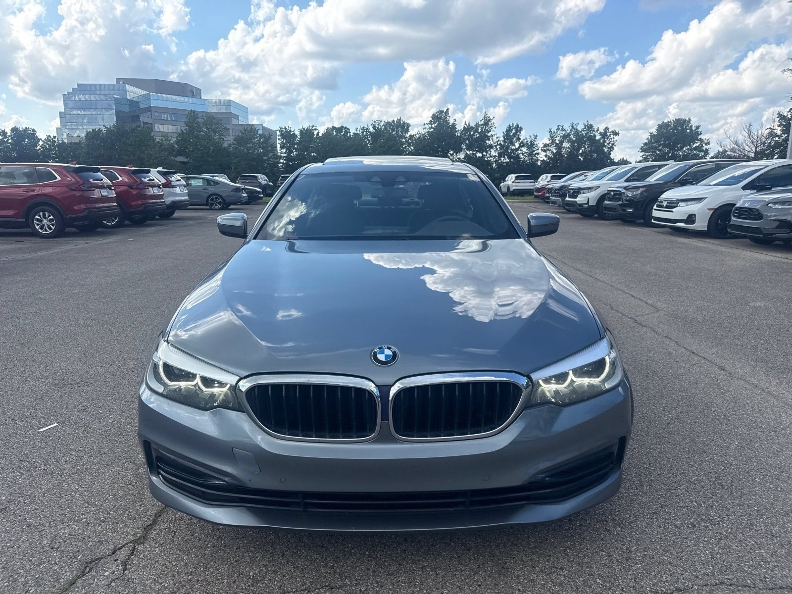Used 2019 Bluestone Metallic BMW 530i xDrive image 18