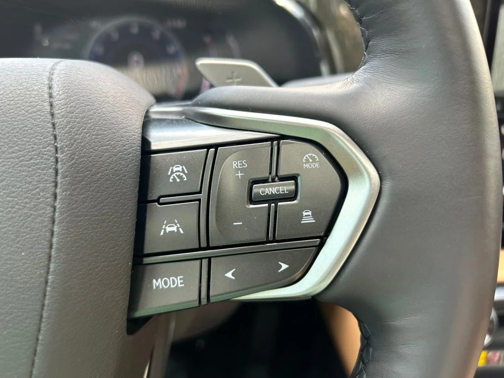 Certified Used 2025 CAVIAR Lexus 250 Premium image 17
