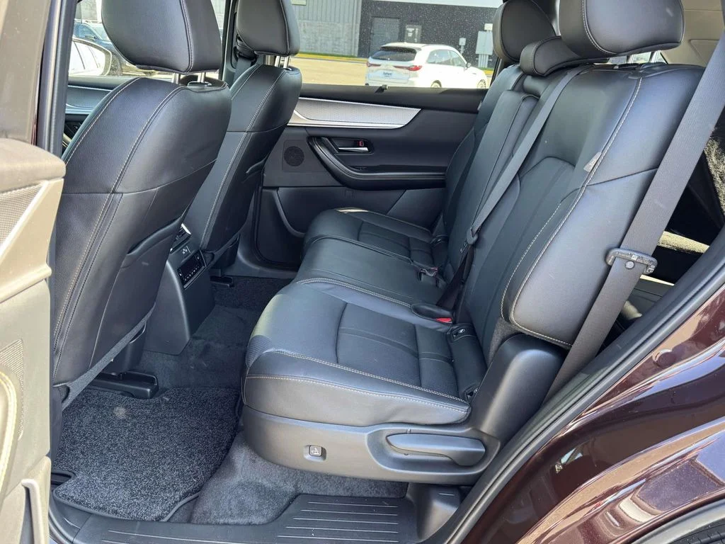 2026 Mazda CX-90 Premium Package - Photo 15